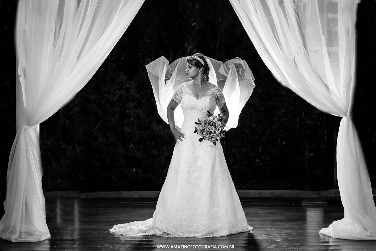 Fotos do Véu da Noiva realizada na Chácara Torres