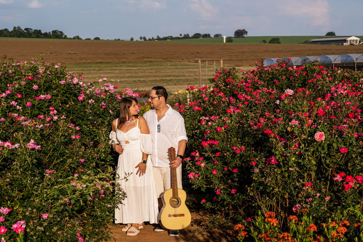 Ensaio Pre Wedding em Holambra da Milena e do Renato