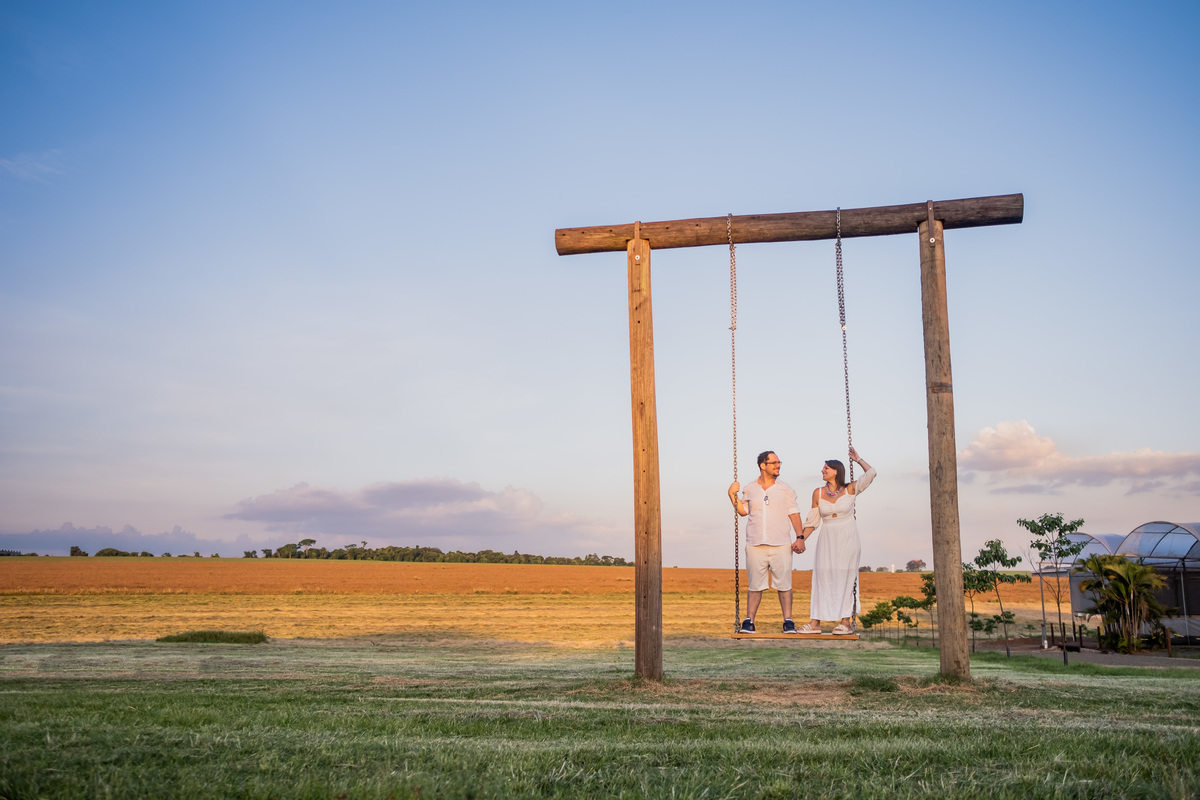 Ensaio Pre Wedding em Holambra da Milena e do Renato