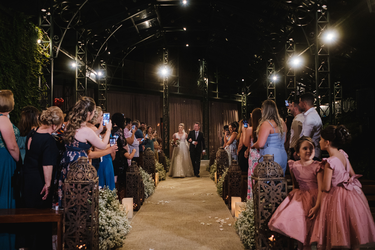 Casamento no Sitio São Jorge da Leticia e do Luan 