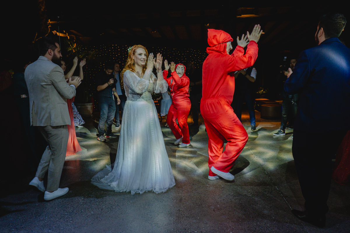 A melhor escolha para seu casamento é o Sitio Pergolado do Sitio São Jorge onde realizado o Casamento da Mariana e do Bruno