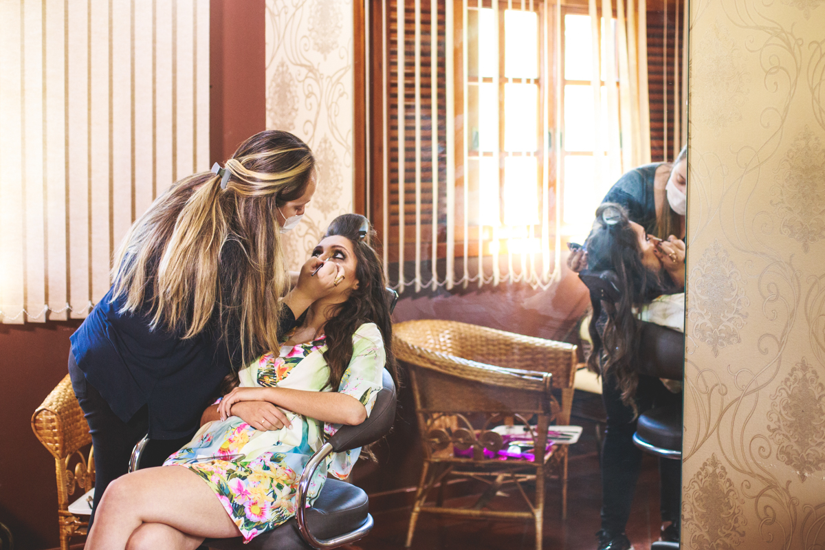 No Alpes Serrano existe a sala da noiva para realização de making of