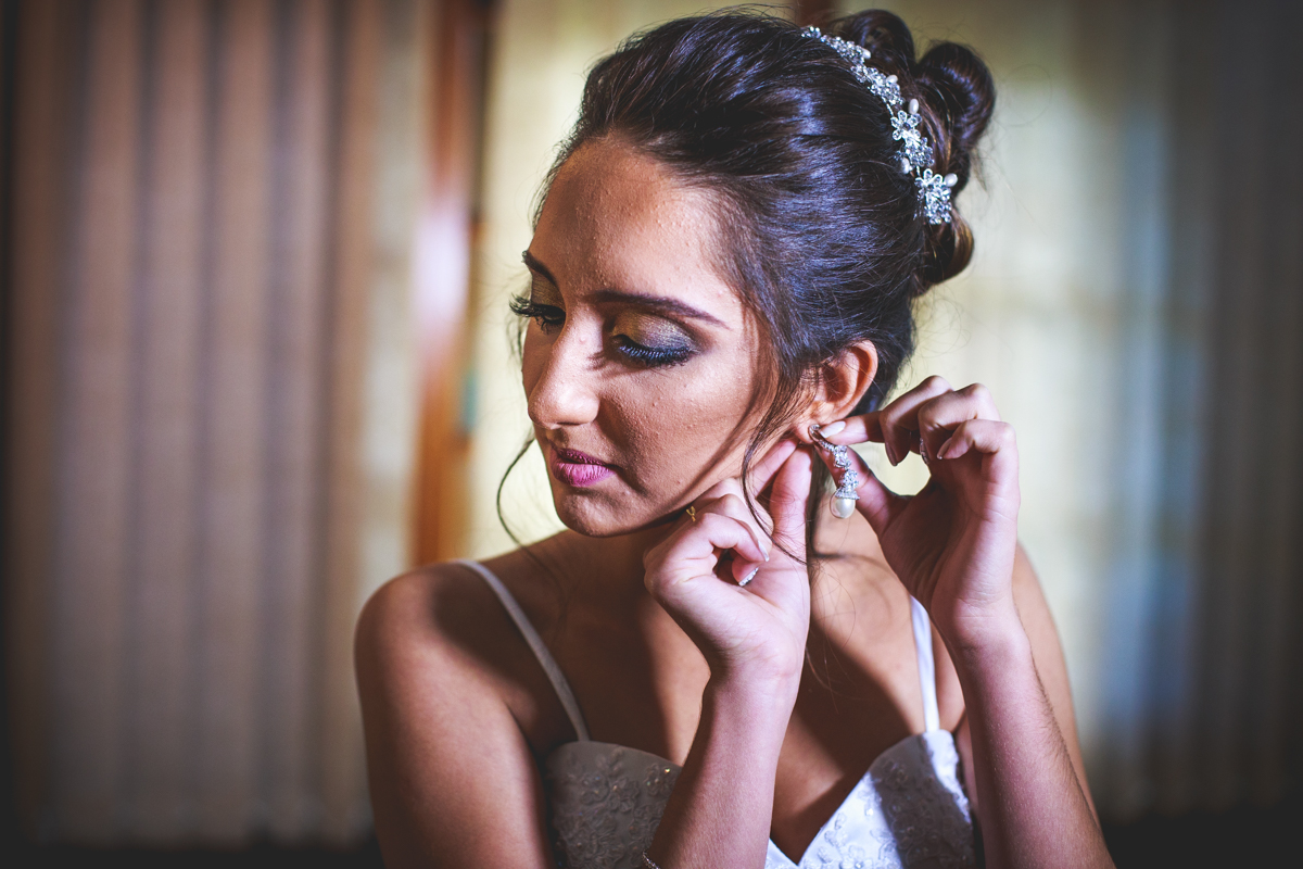 Noiva em seu dia especial no Buffet Alpes Serrano