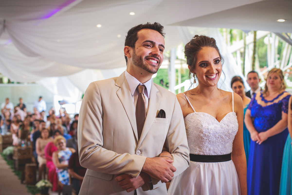 Cerimonia muito divertida no Buffet Alpes Serrano