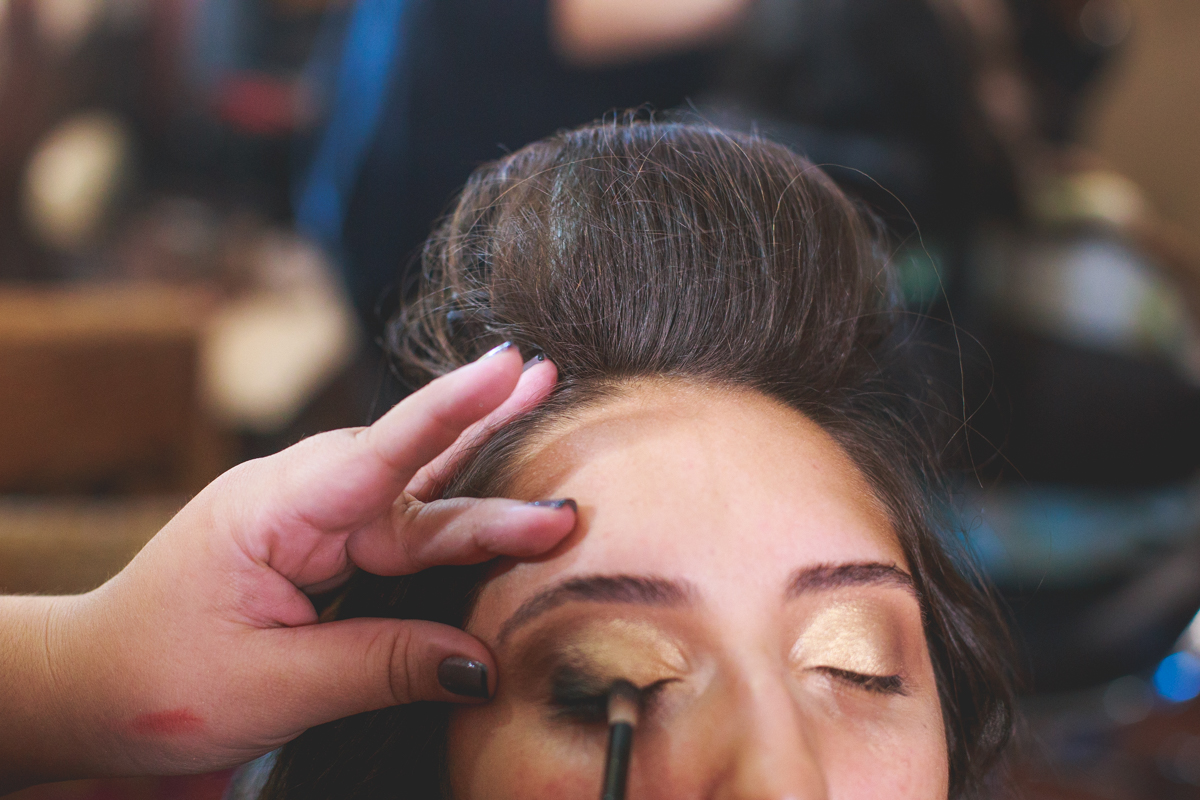 Stefanie em seu making of com os clicks da Amazing Fotografia