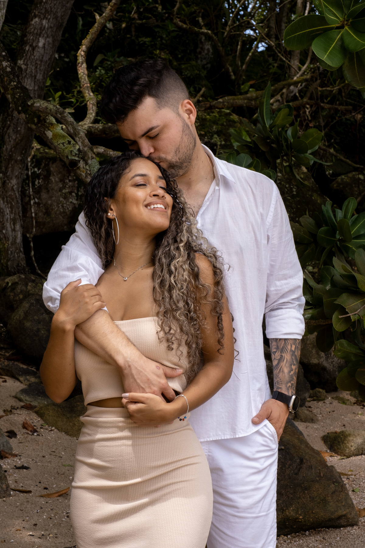 Ensaio Pre Wedding lindo demais feito com a Gisele e com o Hericles na praia das Conchas e na Praia de Iporanga no Guaruja, litoral de São Paulo. 