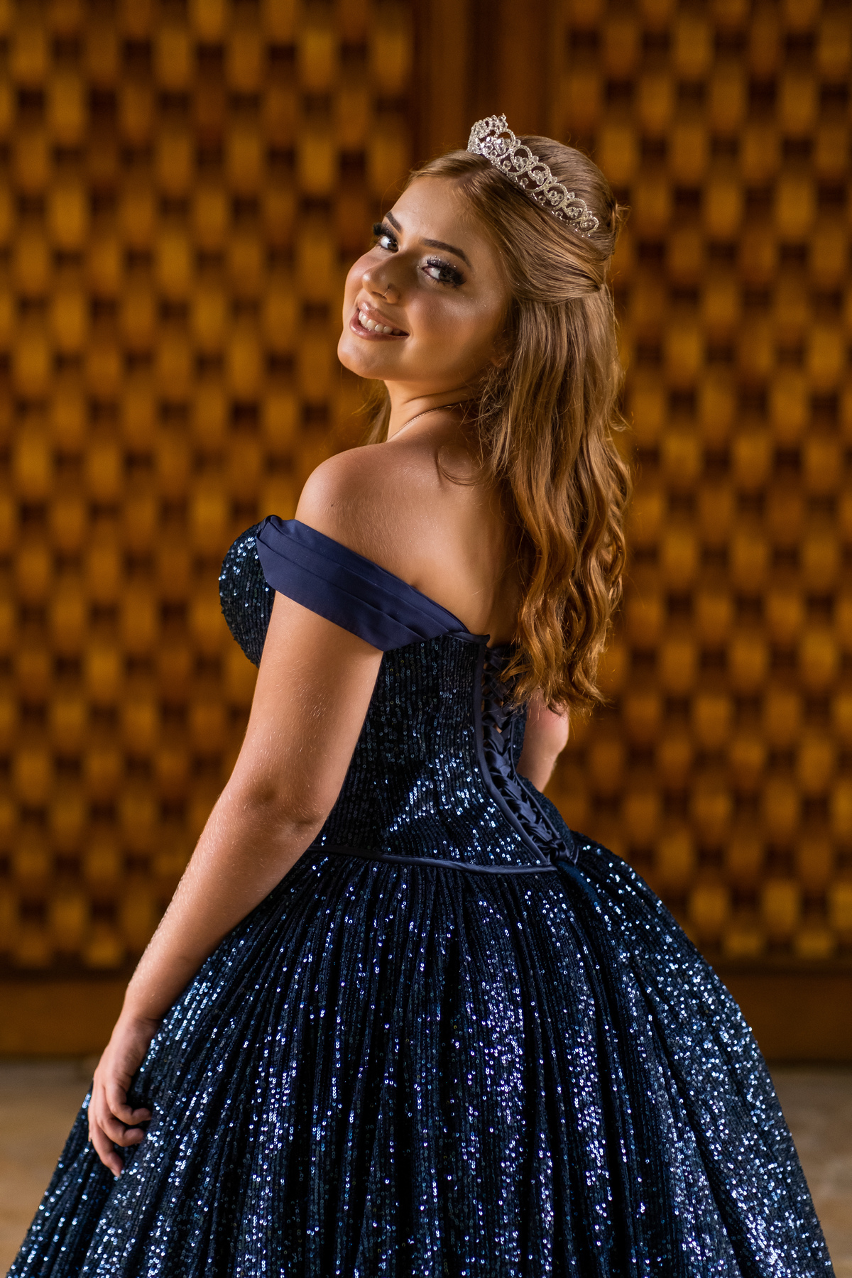 Ensaio da Debutante Rafa Araujo realizado no Castelo dos Lagos