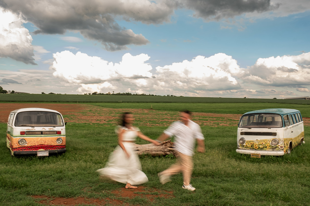 Ensaio Pre Wedding realizado em Holambra da Andressa e do Murilo