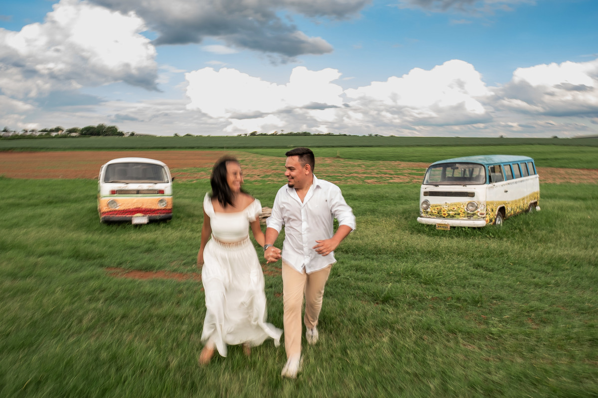 Ensaio Pre Wedding realizado em Holambra da Andressa e do Murilo