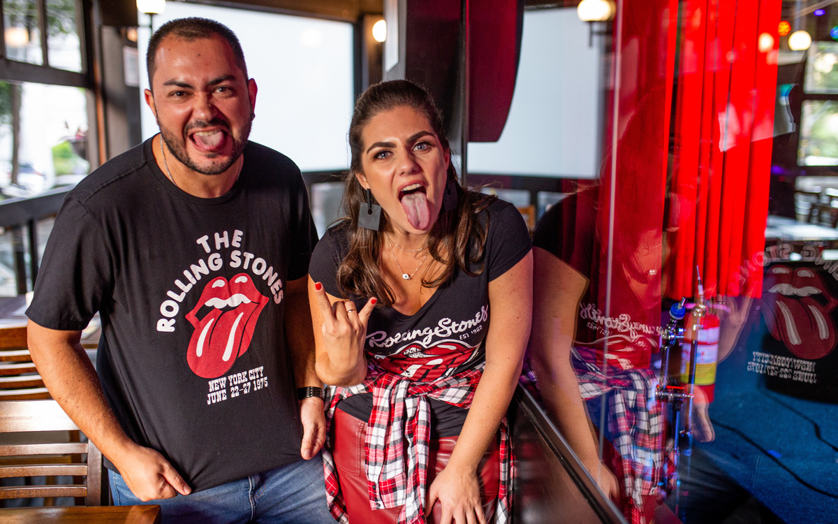 Ensaio Pre Wedding na Cervejaria Old Town da Mari e do Rondinelly 