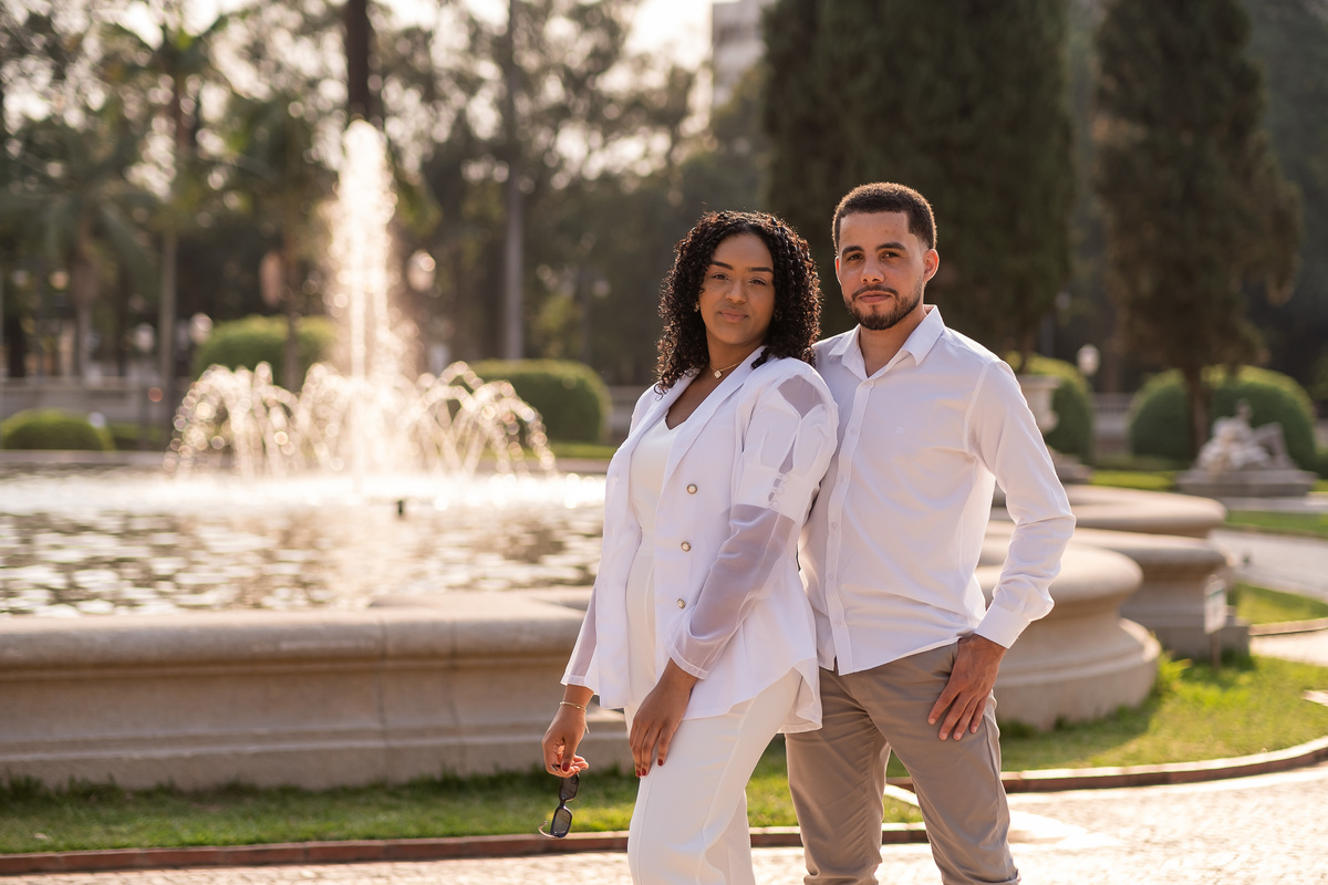 Ensaio Pre Wedding realizado no Museu do Ipiranga da Gleice e do Vinicius