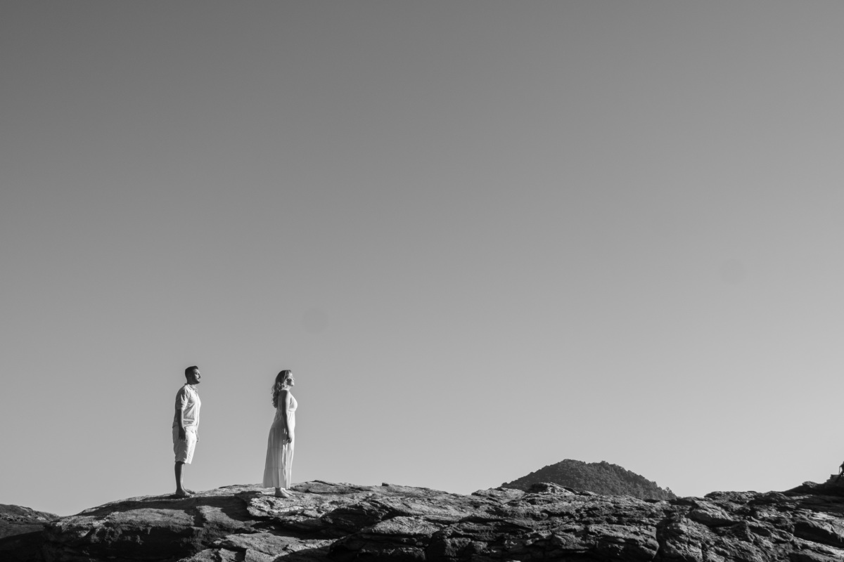 Ensaio Pre Wedding realizado na Praia das Calhetas em São Sebastião da Jeniffer e do Tino