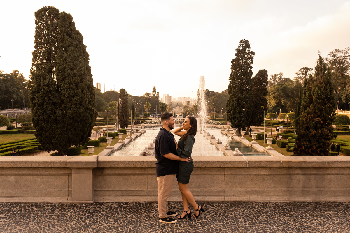Ensaio Pre Wedding realizado no Parque da Independência da Ana e do Lucas