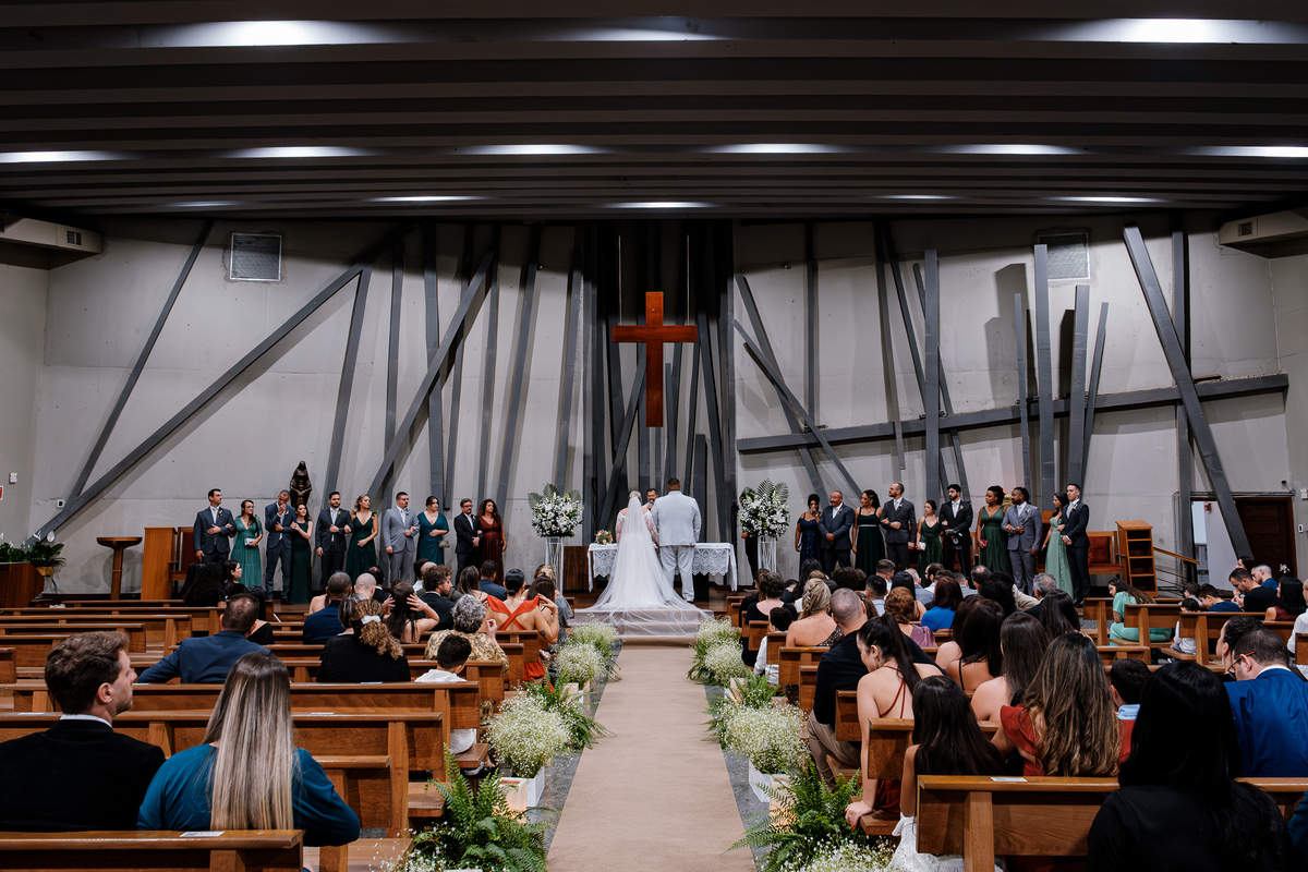 Casamento realizado na Igreja da Cruz Torta em Pinheiros e com Recepção no Espaço Armazem da Gabriela e do Murillo