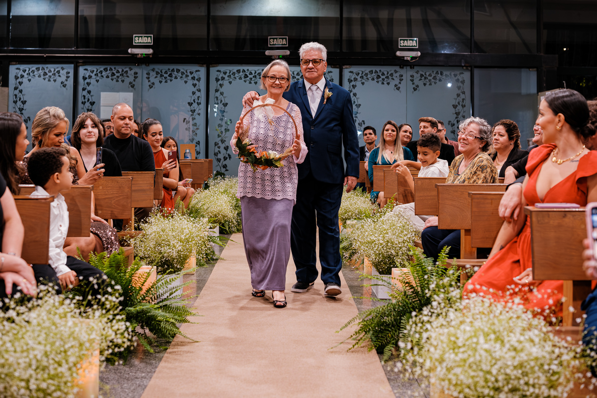Casamento realizado na Igreja da Cruz Torta em Pinheiros e com Recepção no Espaço Armazem da Gabriela e do Murillo