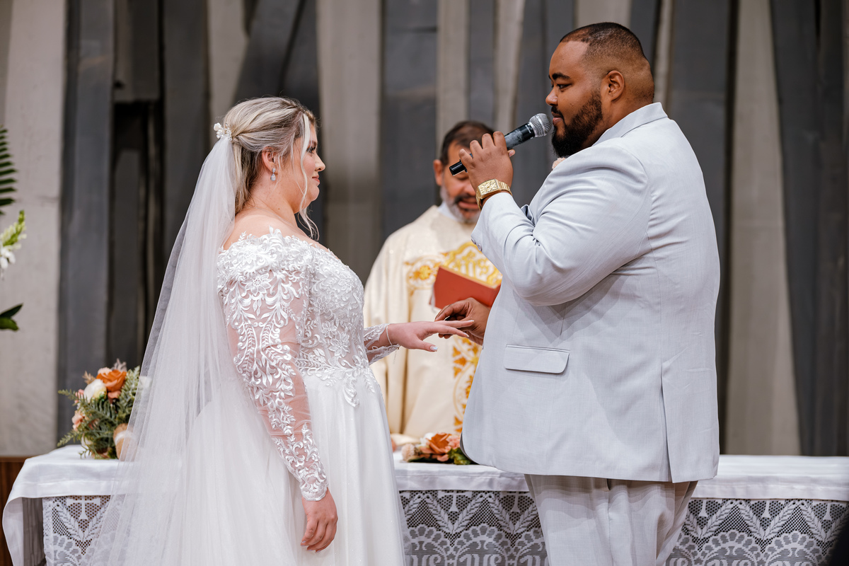 Casamento realizado na Igreja da Cruz Torta em Pinheiros e com Recepção no Espaço Armazem da Gabriela e do Murillo