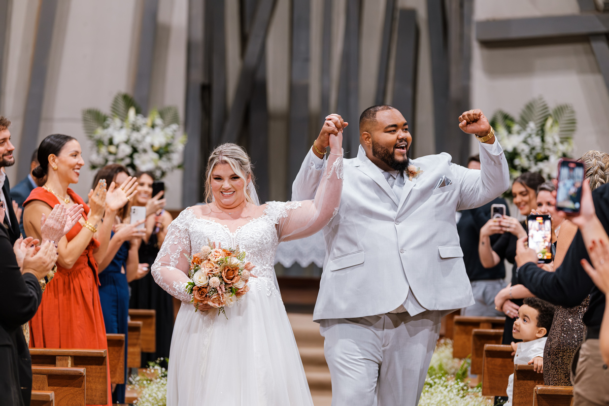 Casamento realizado na Igreja da Cruz Torta em Pinheiros e com Recepção no Espaço Armazem da Gabriela e do Murillo