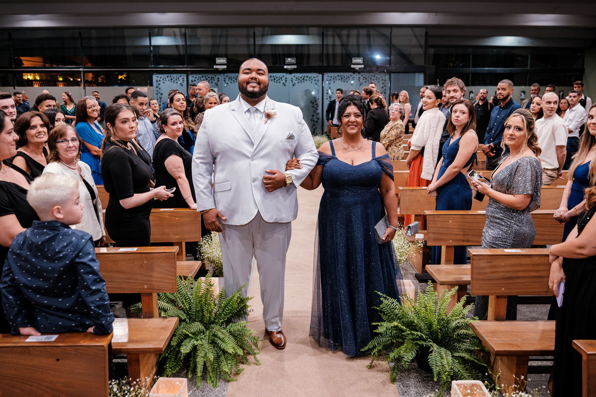 Casamento realizado na Igreja da Cruz Torta em Pinheiros e com Recepção no Espaço Armazem da Gabriela e do Murillo