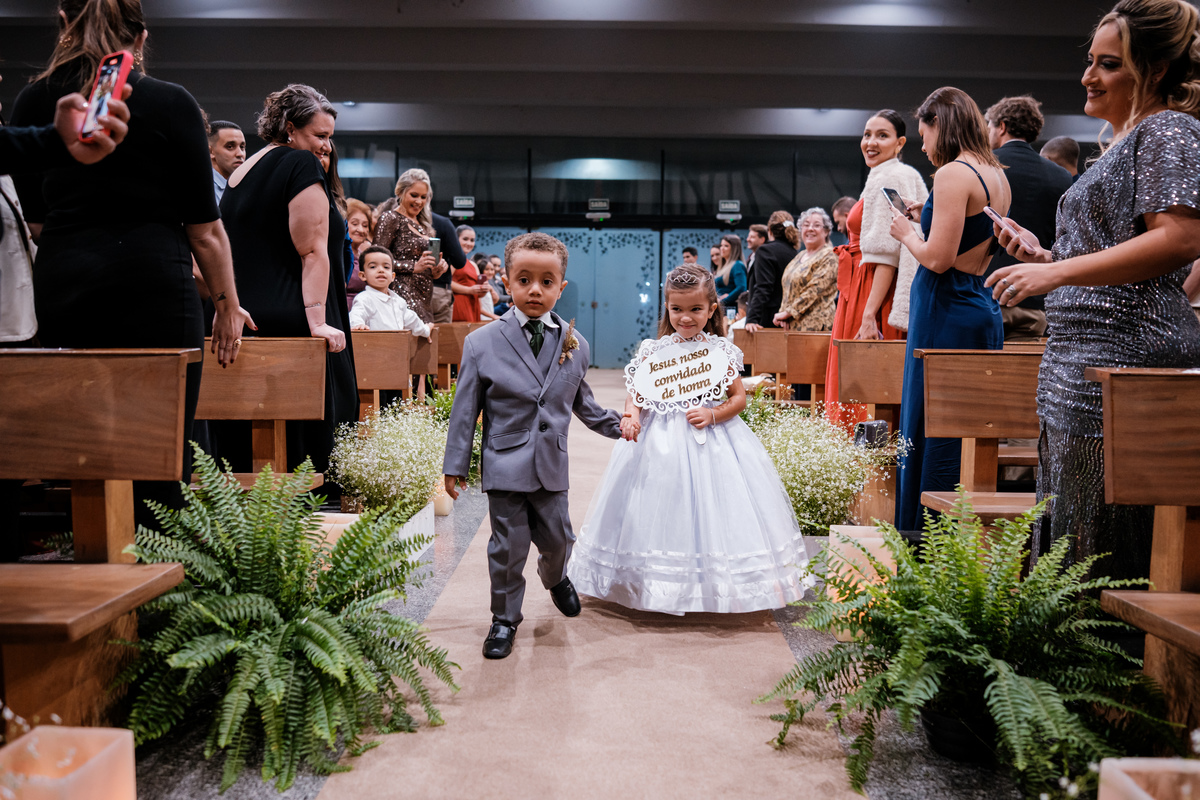 Casamento realizado na Igreja da Cruz Torta em Pinheiros e com Recepção no Espaço Armazem da Gabriela e do Murillo