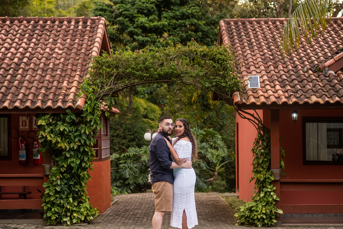 Ensaio Pre Wedding realidado no Buffet Ravena Garden da Julia e do Nicolas