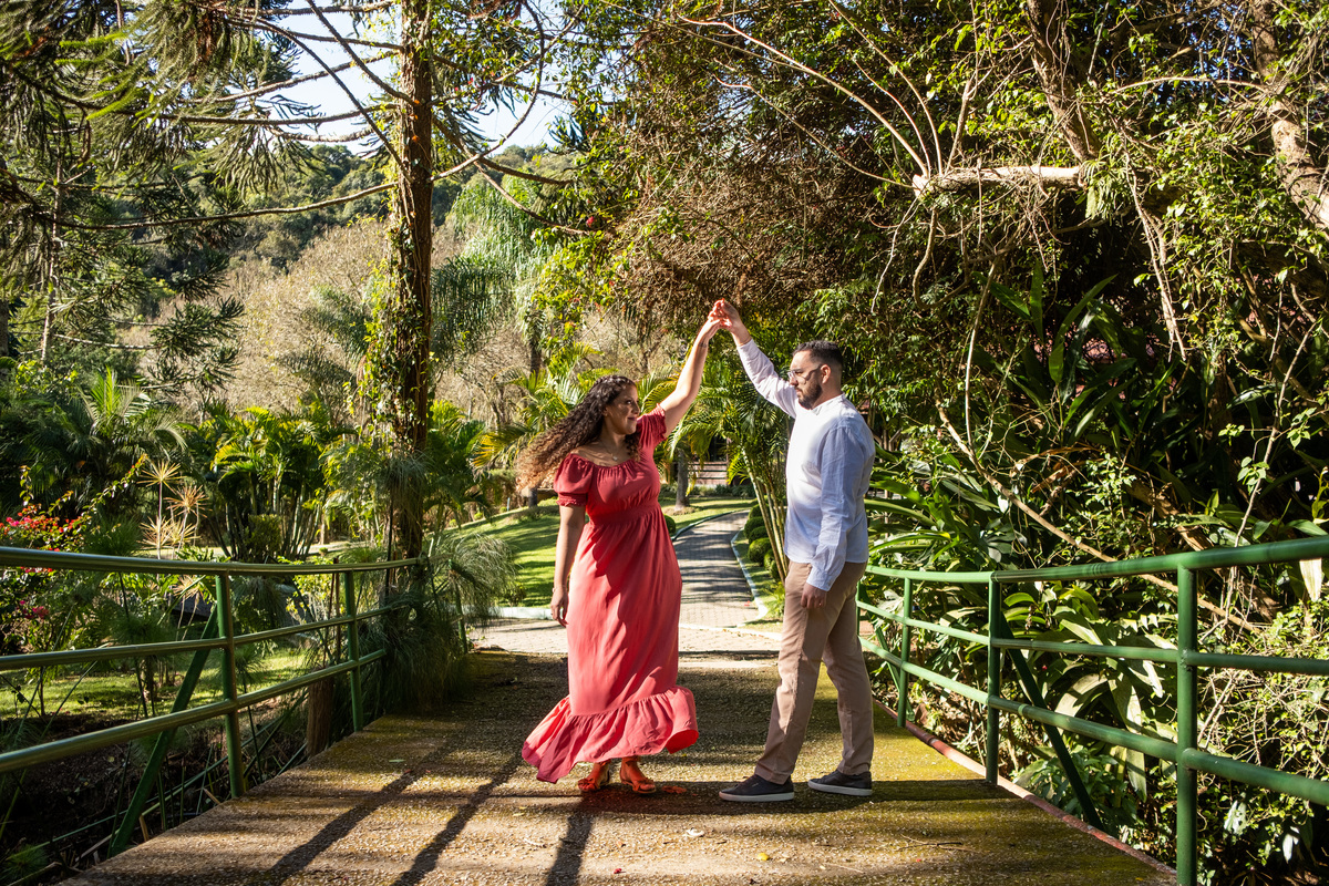 Ensaio Pre Wedding realidado no Buffet Ravena Garden da Julia e do Nicolas