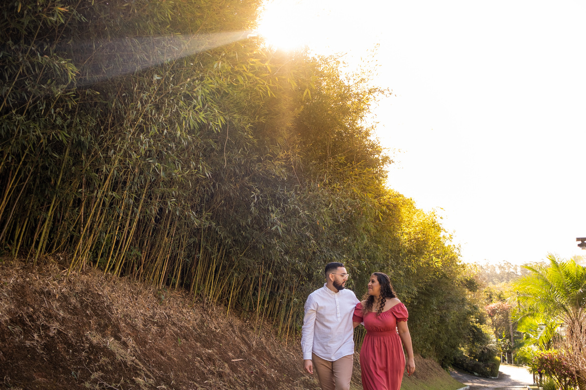 Ensaio Pre Wedding realidado no Buffet Ravena Garden da Julia e do Nicolas