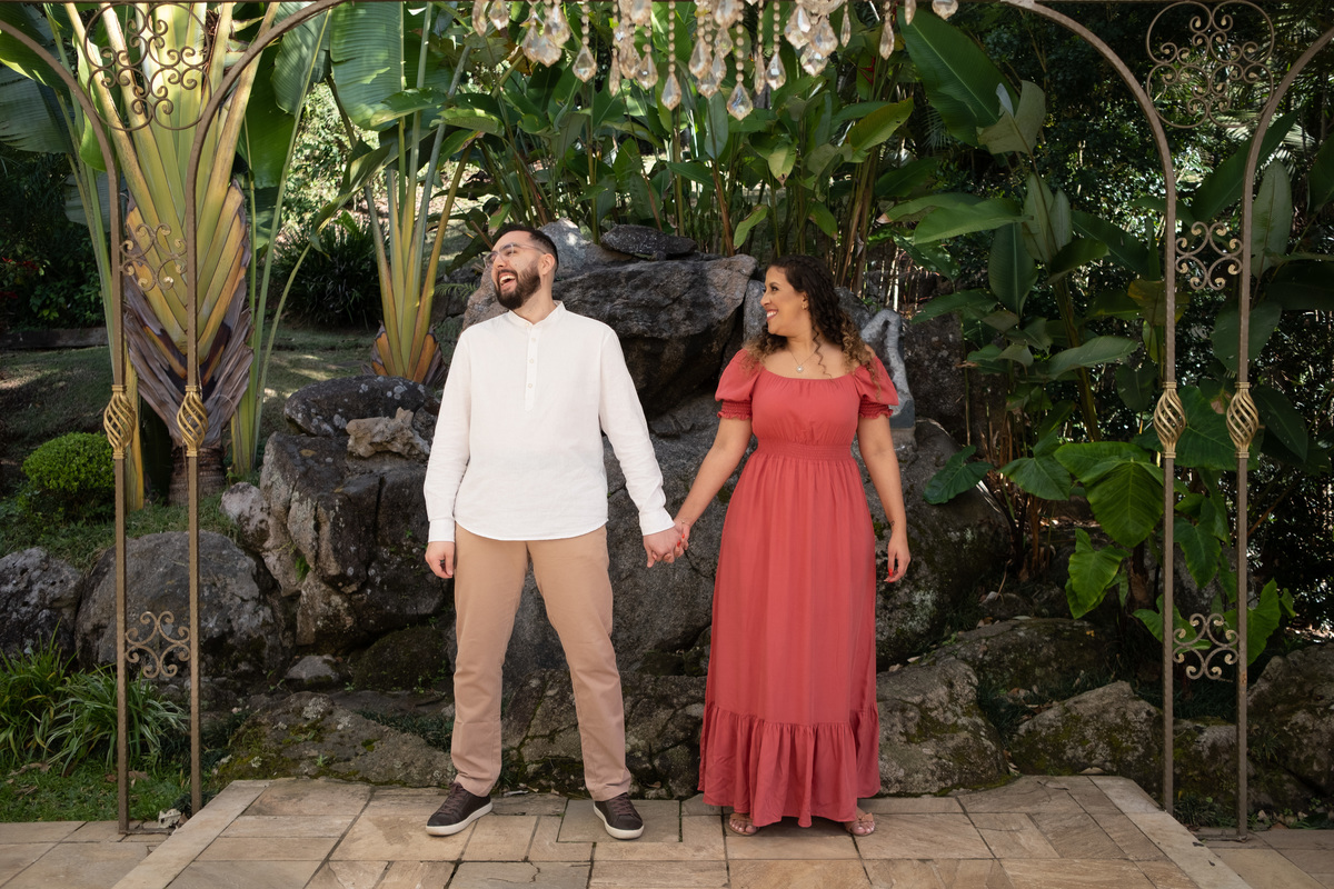 Ensaio Pre Wedding realidado no Buffet Ravena Garden da Julia e do Nicolas