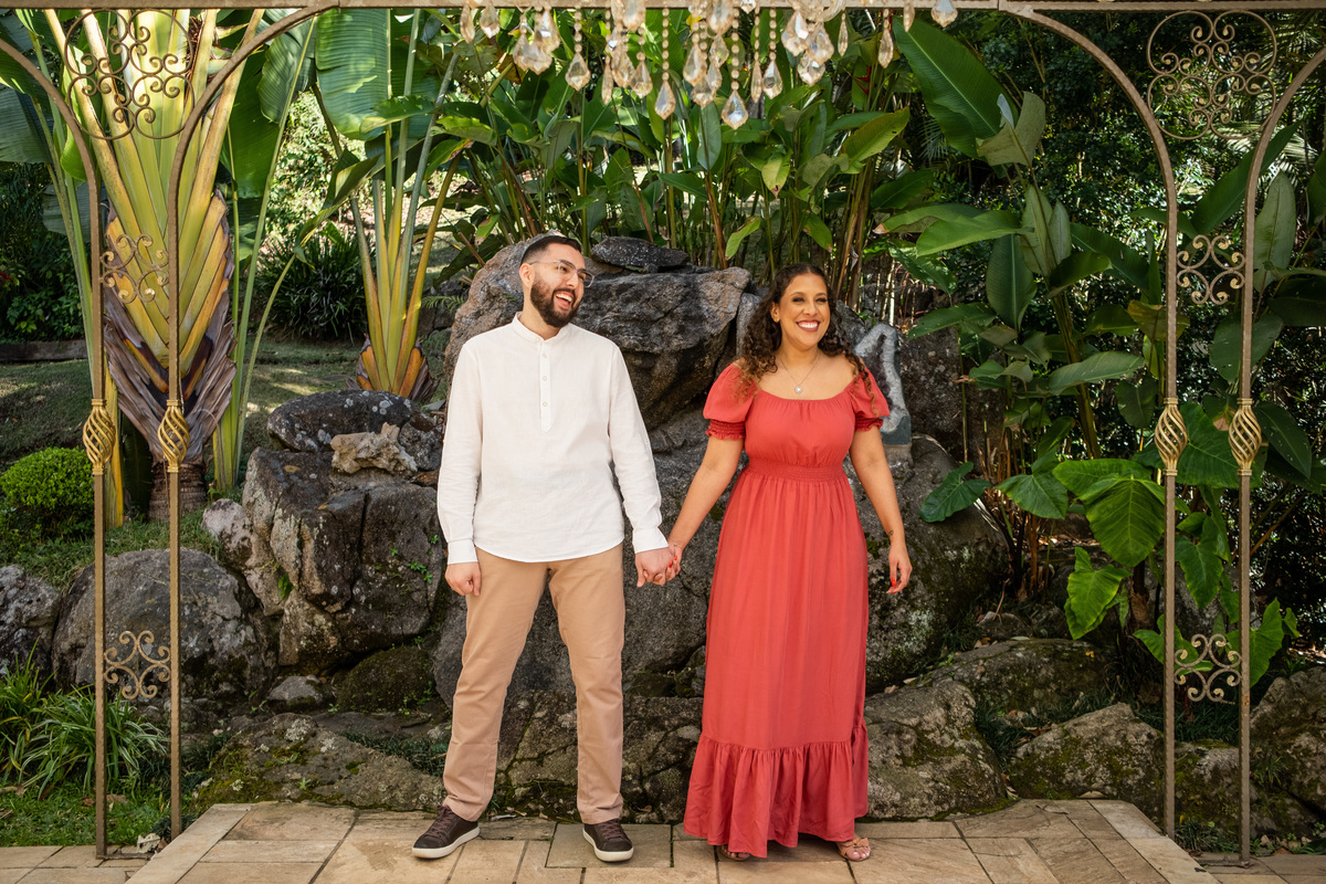 Ensaio Pre Wedding realidado no Buffet Ravena Garden da Julia e do Nicolas