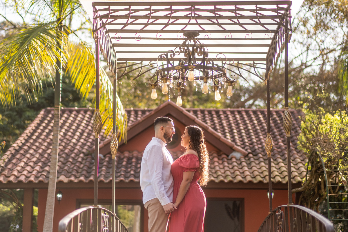 Ensaio Pre Wedding realidado no Buffet Ravena Garden da Julia e do Nicolas