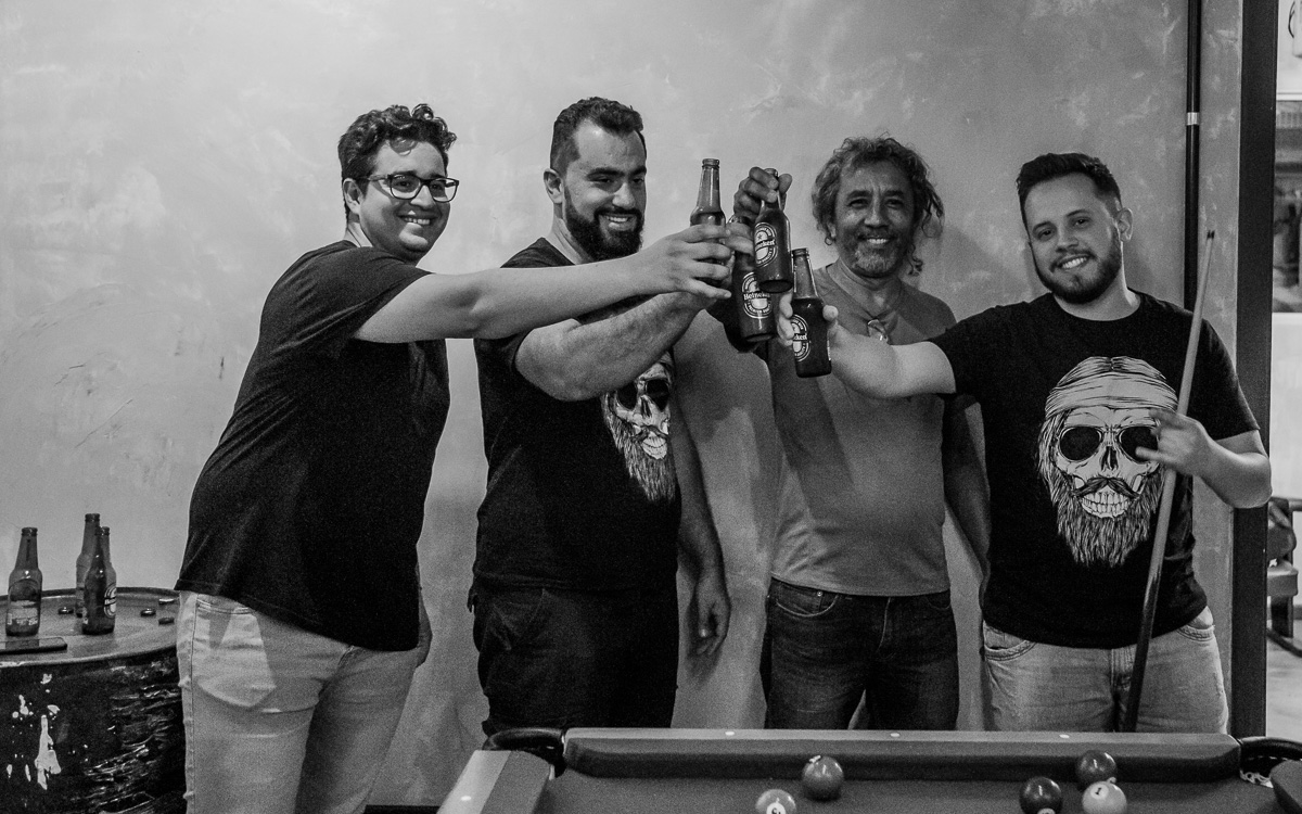 brinde com os amigos e muita cerveja no Villa Borguese II