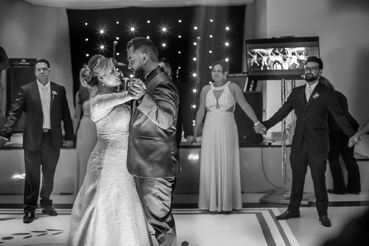 Valsa dos noivos Bruna e Thiago no Villa Borguese II