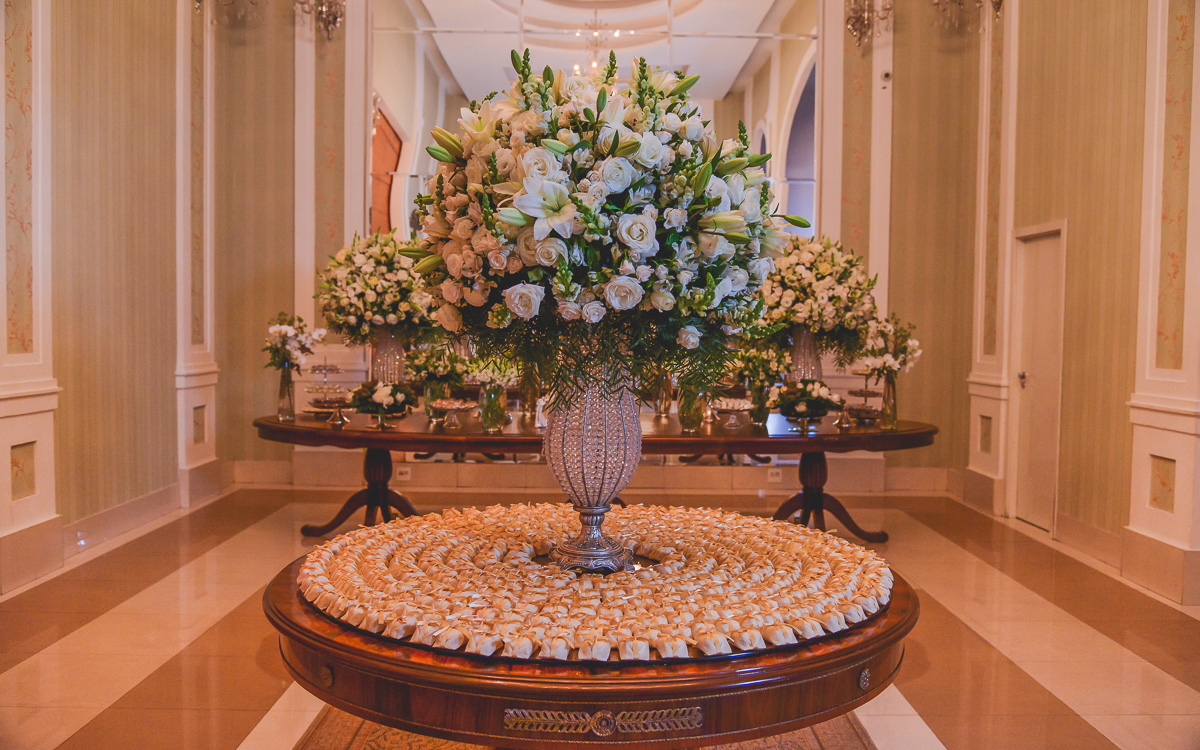 Bem casados do casamento da Larissa e do Alan no Espaço Villa Valentim