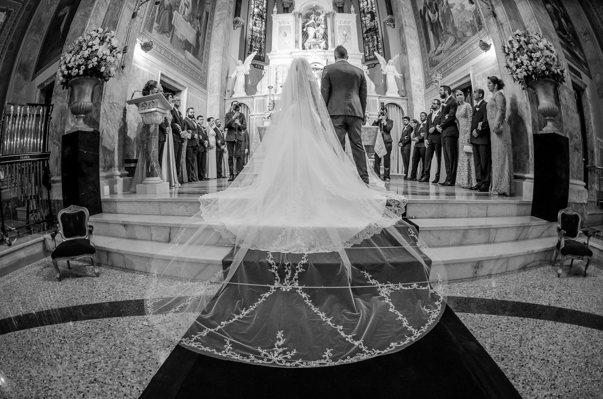 Casamento Joyce e Heitor realizado na  Igreja Santa Terezinha em São Paulo