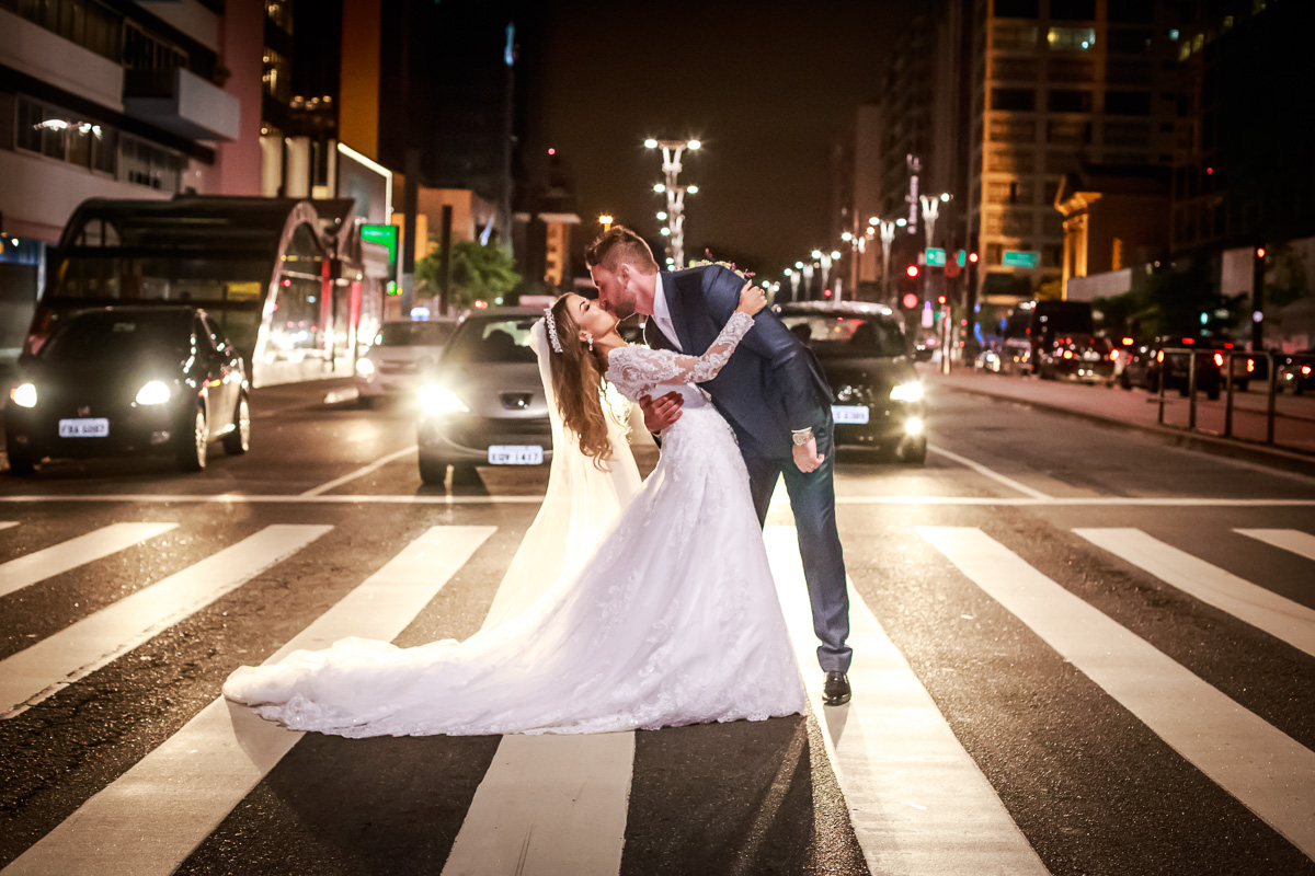 Casamento Joyce e Heitor realizado no Espaço Alves Guimaraes e registrado pela Amazing Fotografia