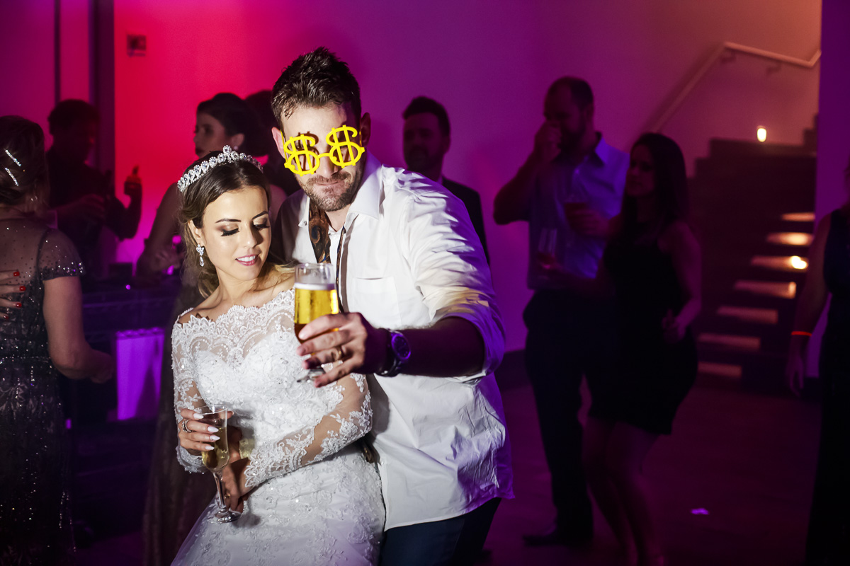 Amazing Fotografia realizando o Casamento da Joyce e do Heitor no Espaço Alves Guimaraes