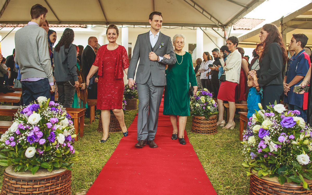 Amazing Fotografia realizando o Casamento da Liris e do Lucas no Sitio da Mama