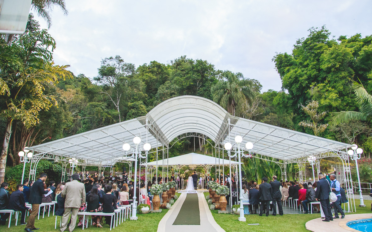 Casamento da Alessandra e Jonatas no Buffet Ravena Gardem