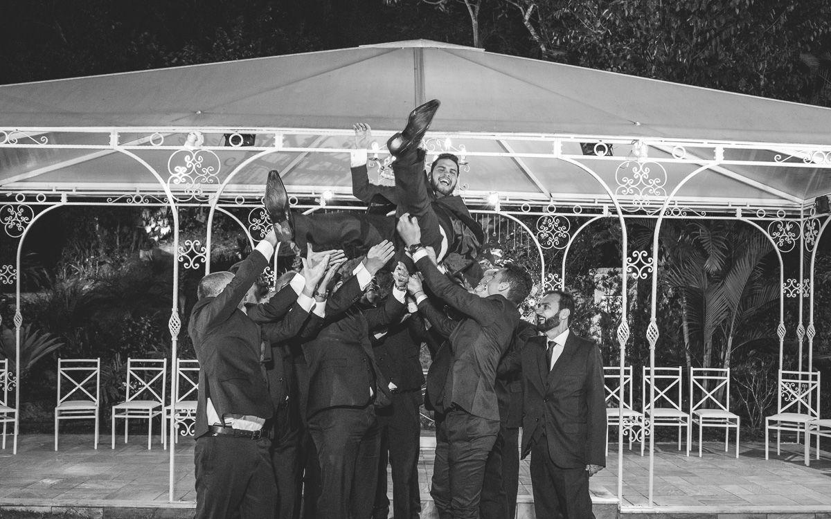 Casamento da Alessandra e Jonatas no Buffet Ravena Gardem