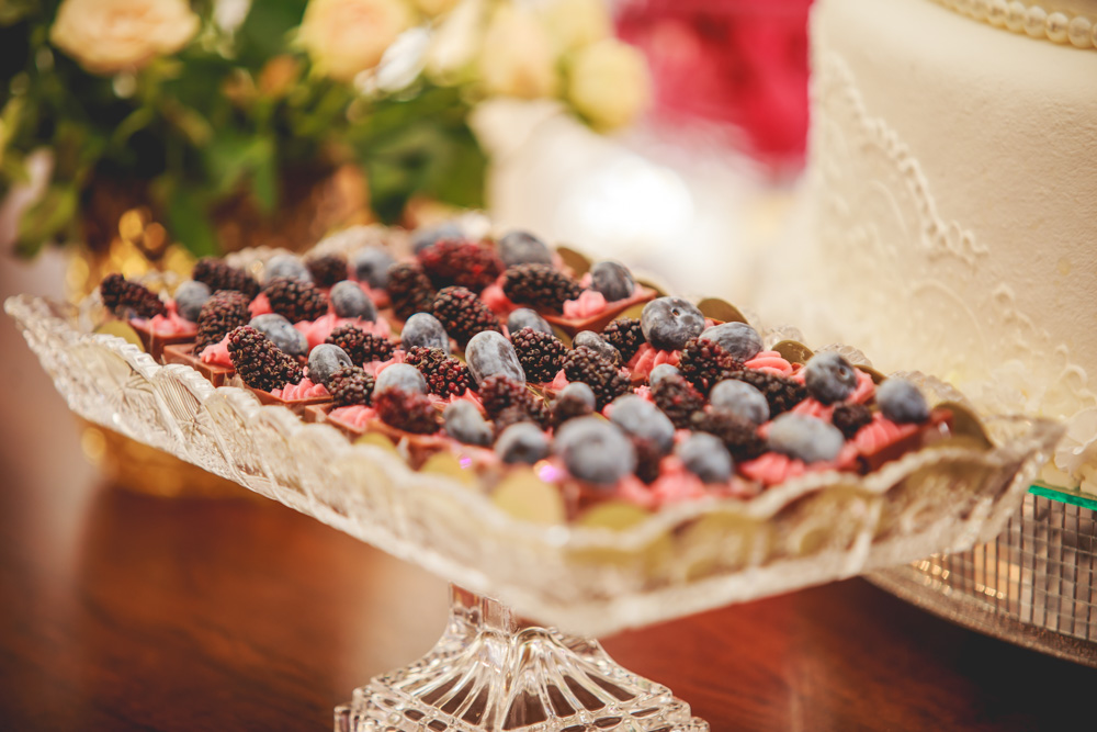 Doces finos no  Villa Sansu do casamento da Larissa e do Augusto