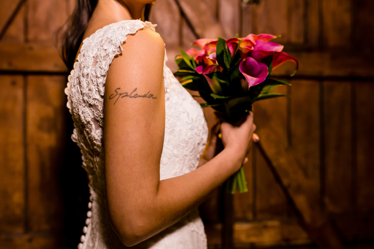 Tatuagem 2 da noiva Debora no Buffet Grande Ville