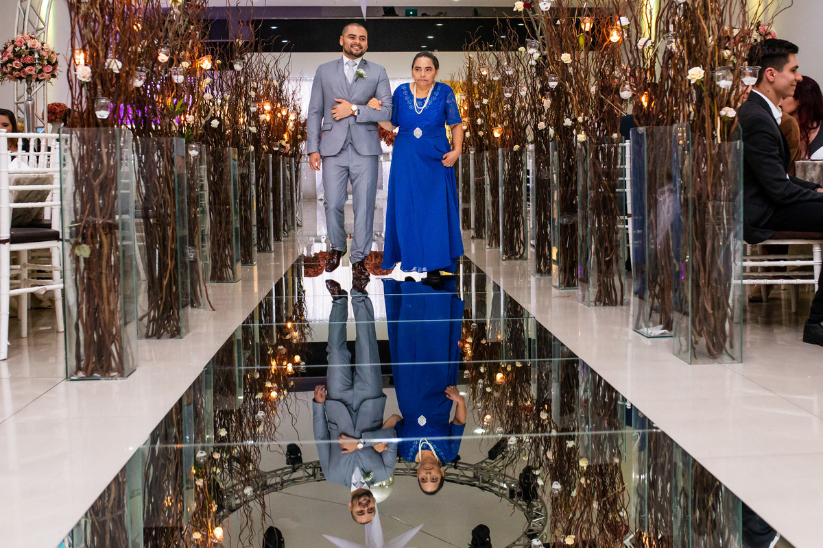 Entrada do noivo casamento da Karen e do Eder  na Mansão Viermont 