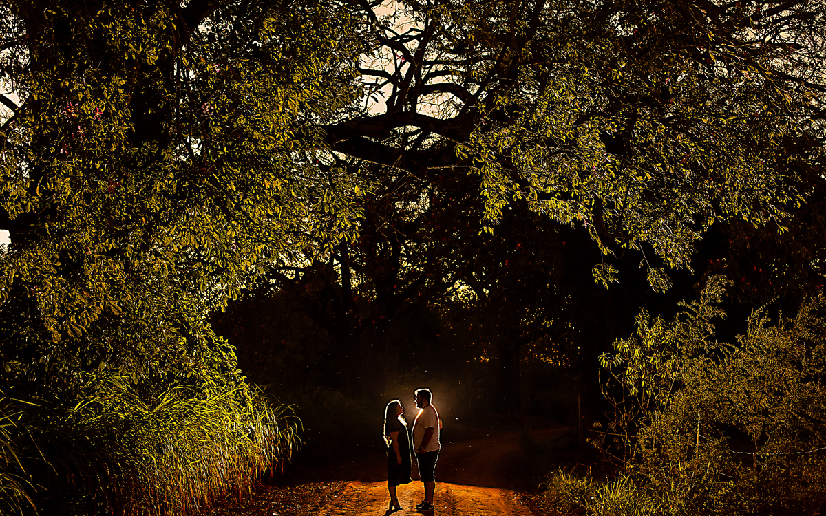 Fotografo de Casamento em São Paulo realizando o Ensaio de Casal da Marcela e do Glaucio
