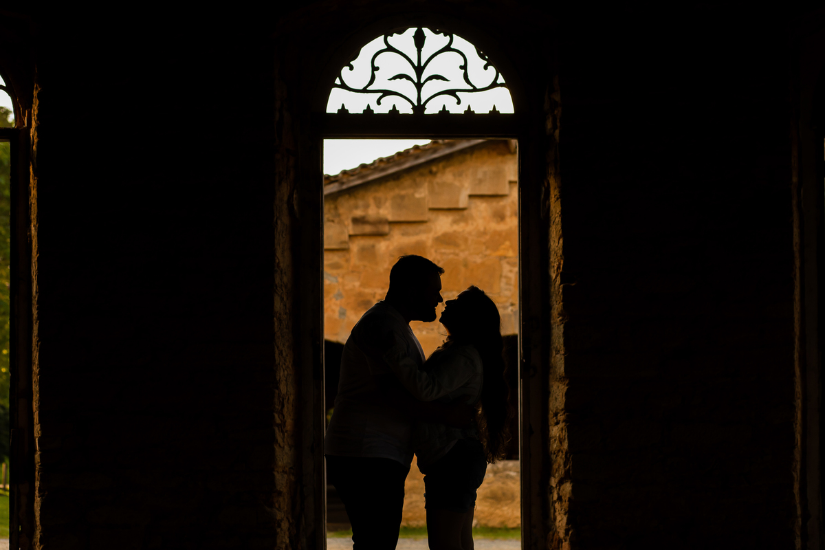 Fotografo de Casamento em São Paulo realizando o Ensaio de Casal da Marcela e do Glaucio
