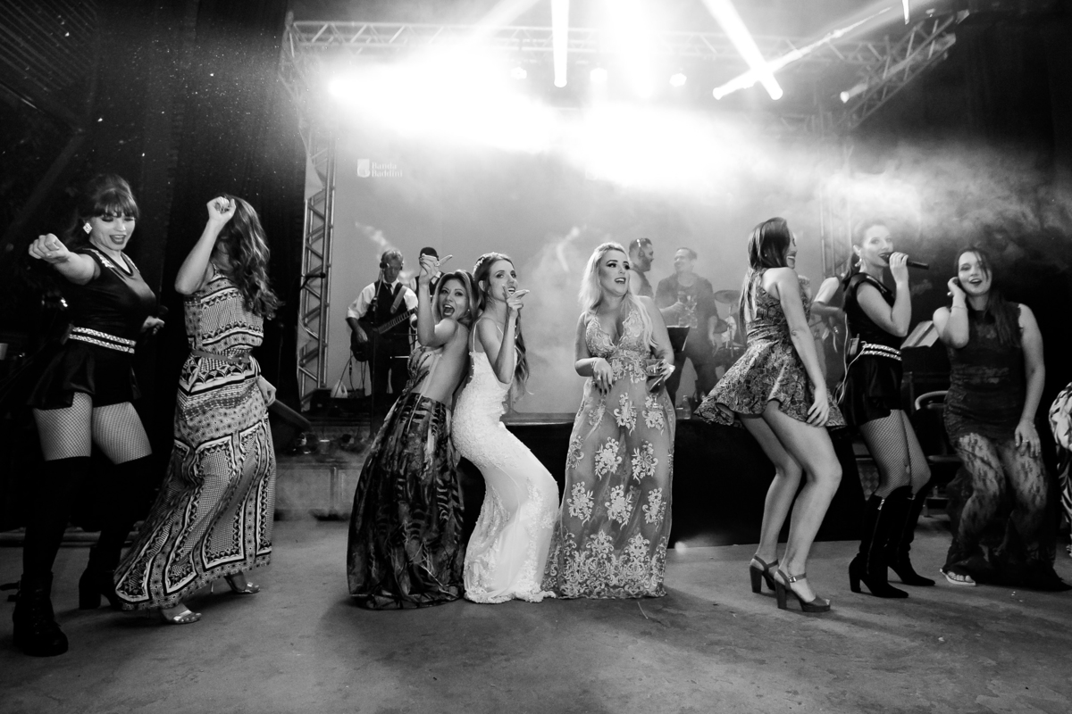 Fotografo de Casamento Registrando o Casamento da Anna e do Tiago no Hotel tre marie em boituva