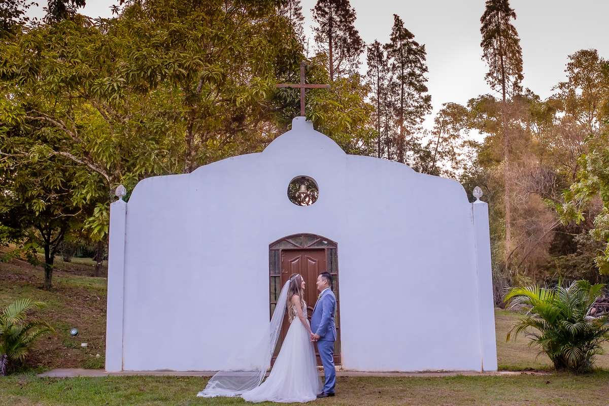 Fotografo de Casamento Registrando o Casamento da Anna e do Tiago no Hotel tre marie em boituva