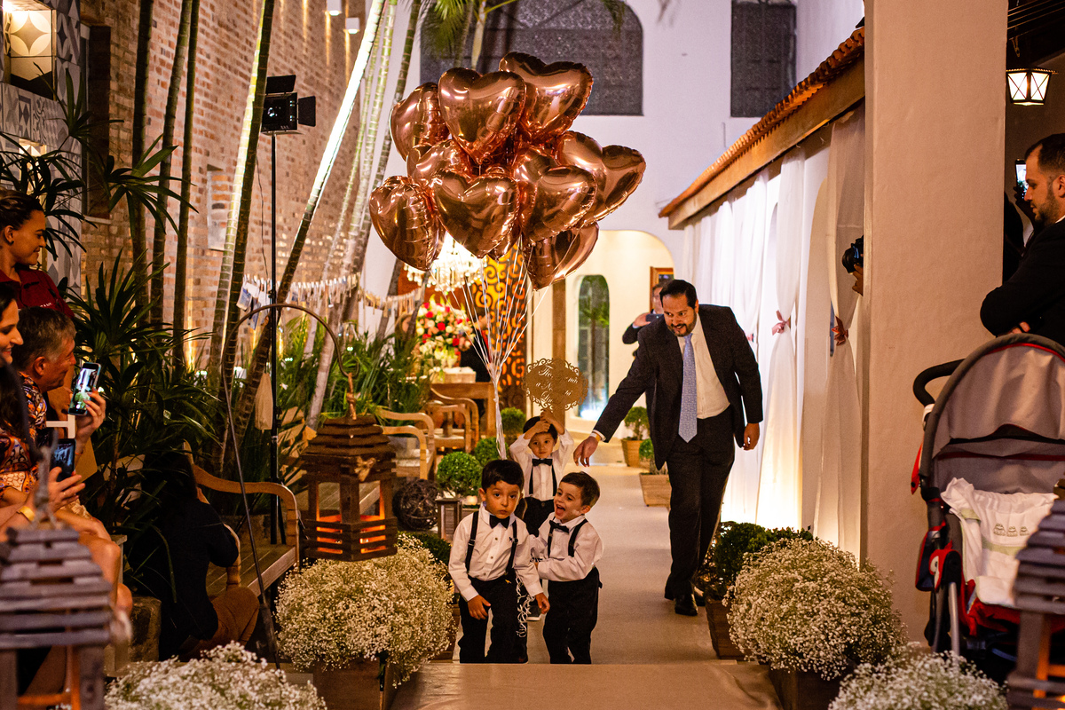 Casamento Caren e Rodrigo no Victors Buffet