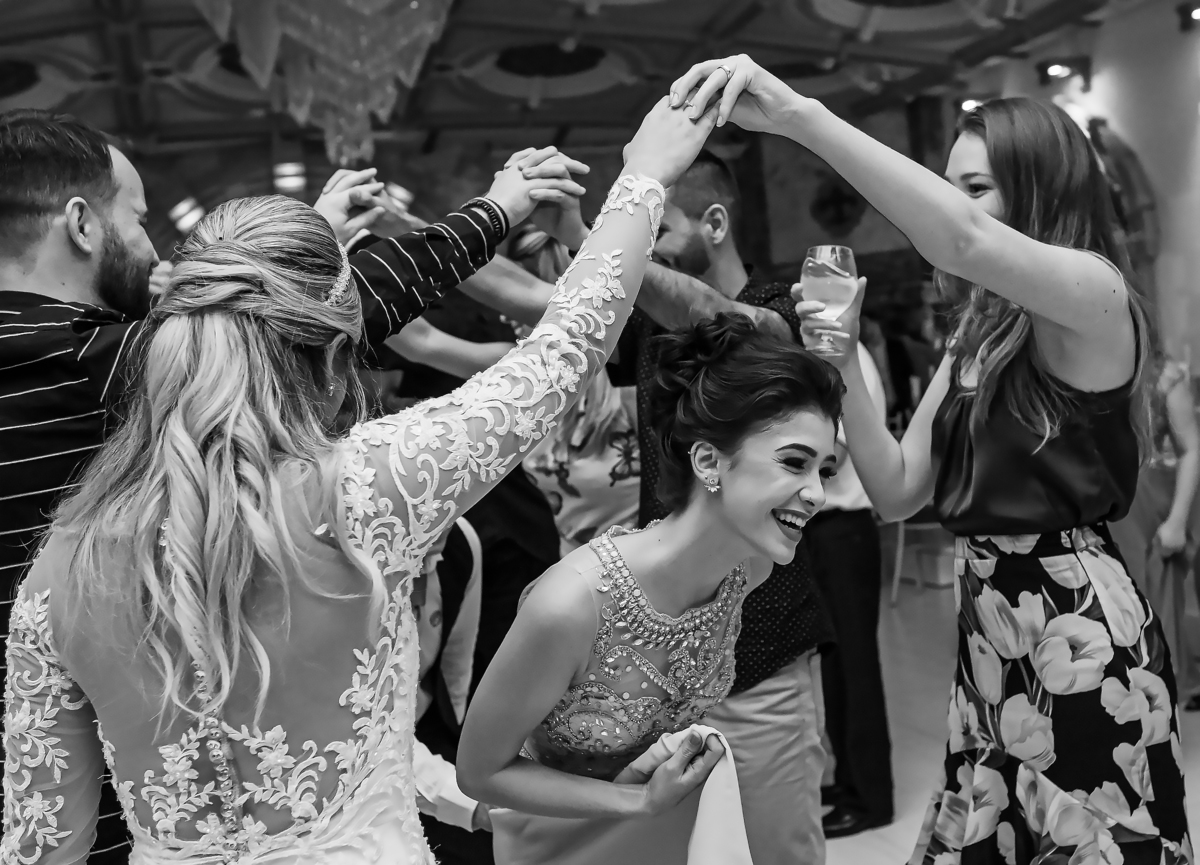 Fotografo de Casamento registrando o casamento da Diane e do Fabio no Monte Castelo Eventos São Paulo