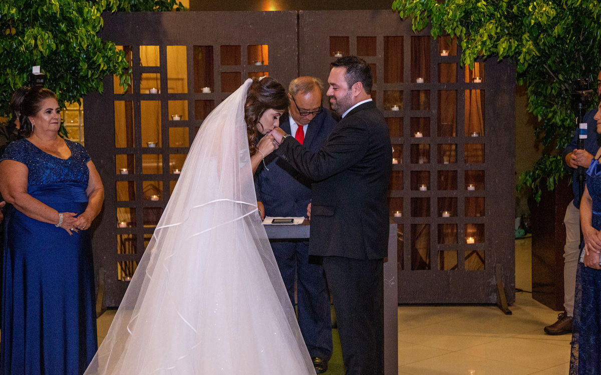 Fotografo de Casamento em São Paulo realizando casamento no Espaço Armazem da Viviane e do Rafael