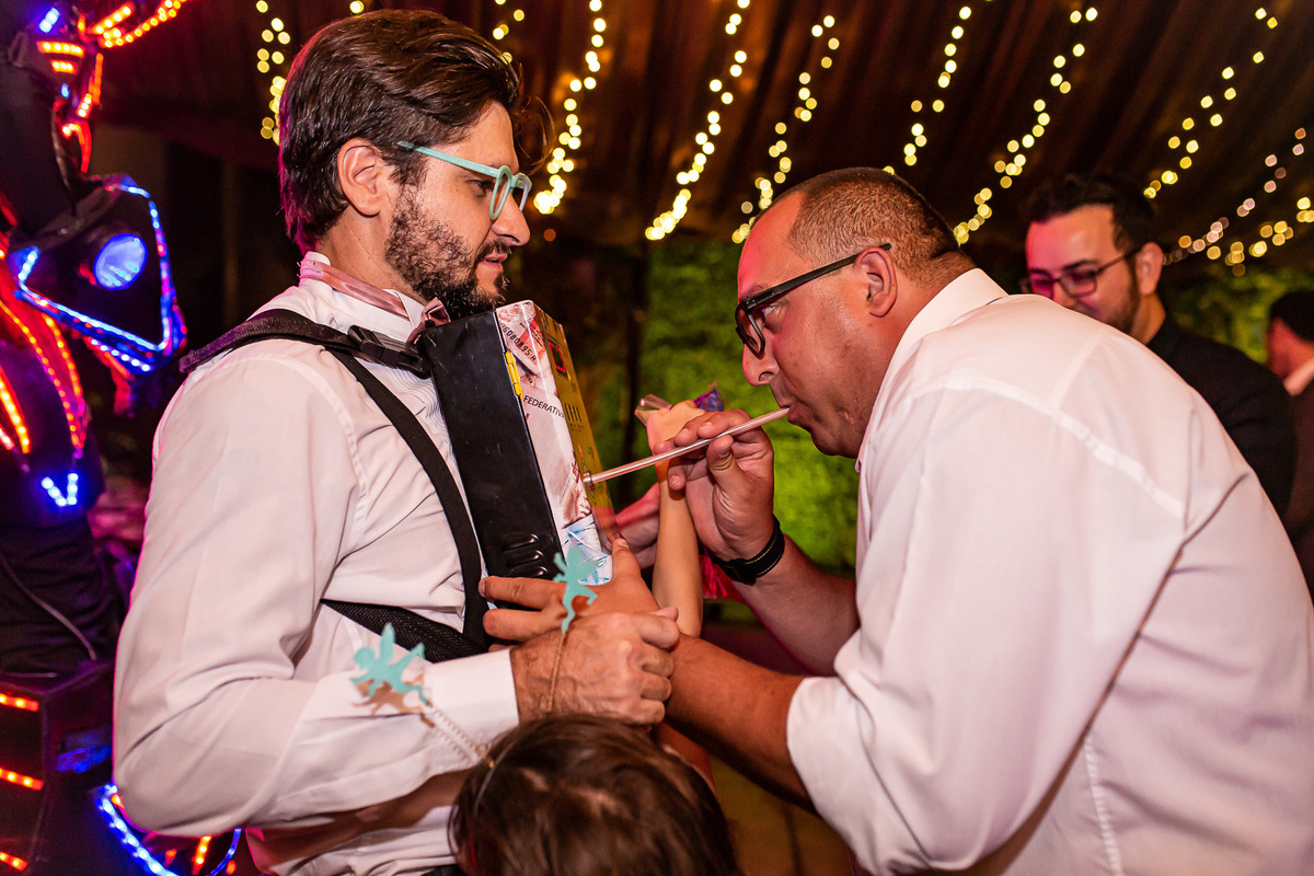 Casamento Larissa Favi e Andre Buffet Napoleão  foto Amazing Fotografia