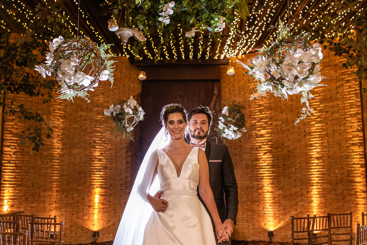 Casamento Larissa Favi e Andre Buffet Napoleão  foto Amazing Fotografia